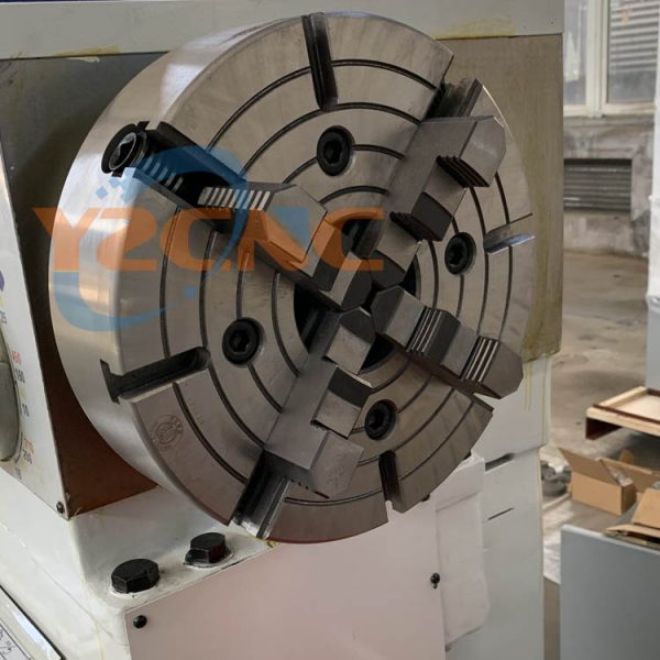 manual lathe 4-jaw chuck