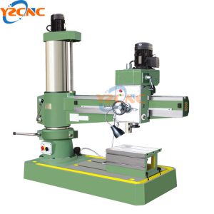 Radial drilling lathe